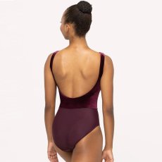 画像2: Eleve Dancewear エレベダンスウェア Allison Sangria Velvet レオタード【数量限定】 (2)